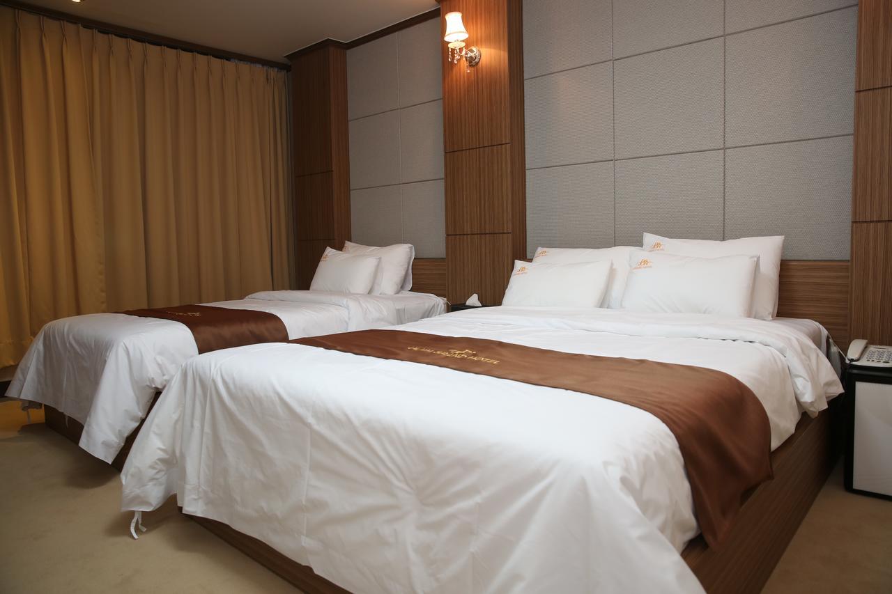 Uljin Grand Hotel Kültér fotó
