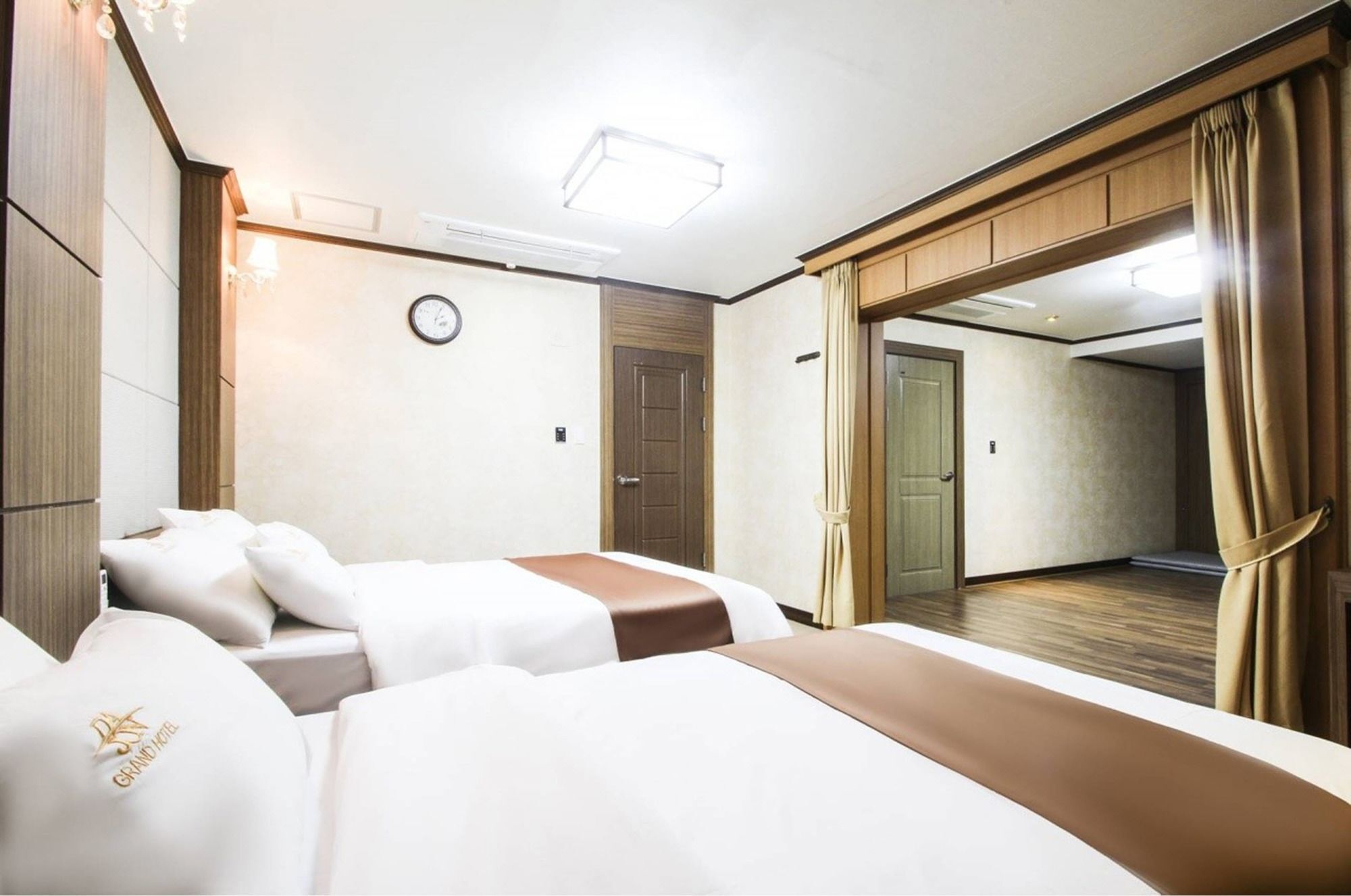 Uljin Grand Hotel Kültér fotó